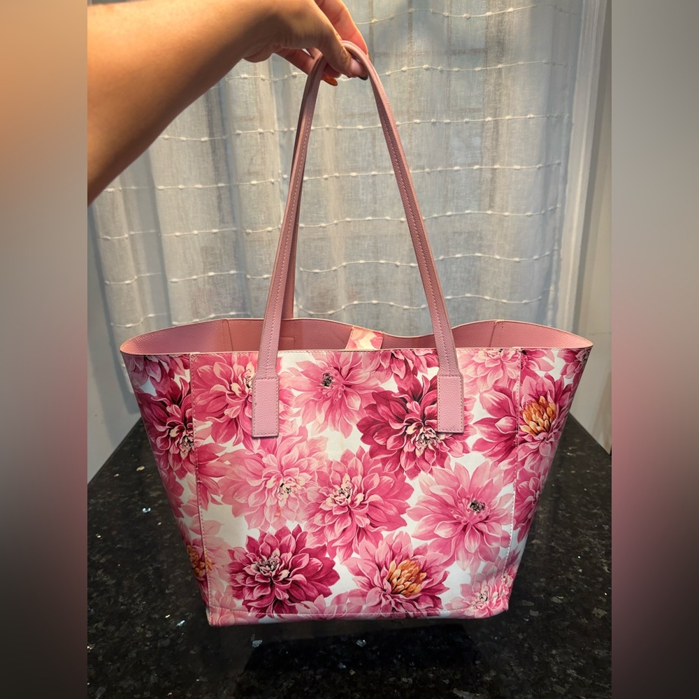 Tommy Bahama extra large pebbled reversible Floral Pink Tote Bag - Picture 3 of 16
